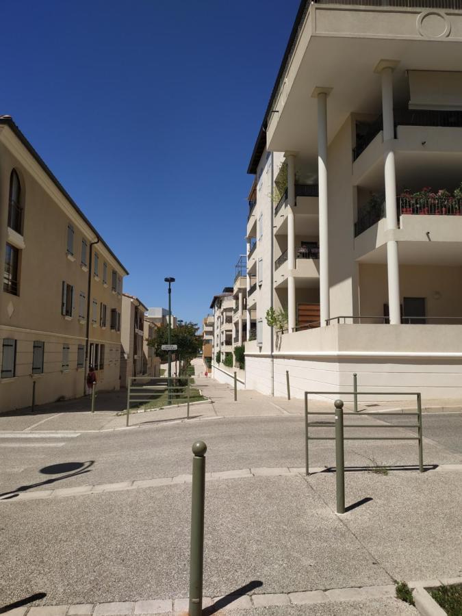 Sejour Evasion A Uzes Apartment Bagian luar foto