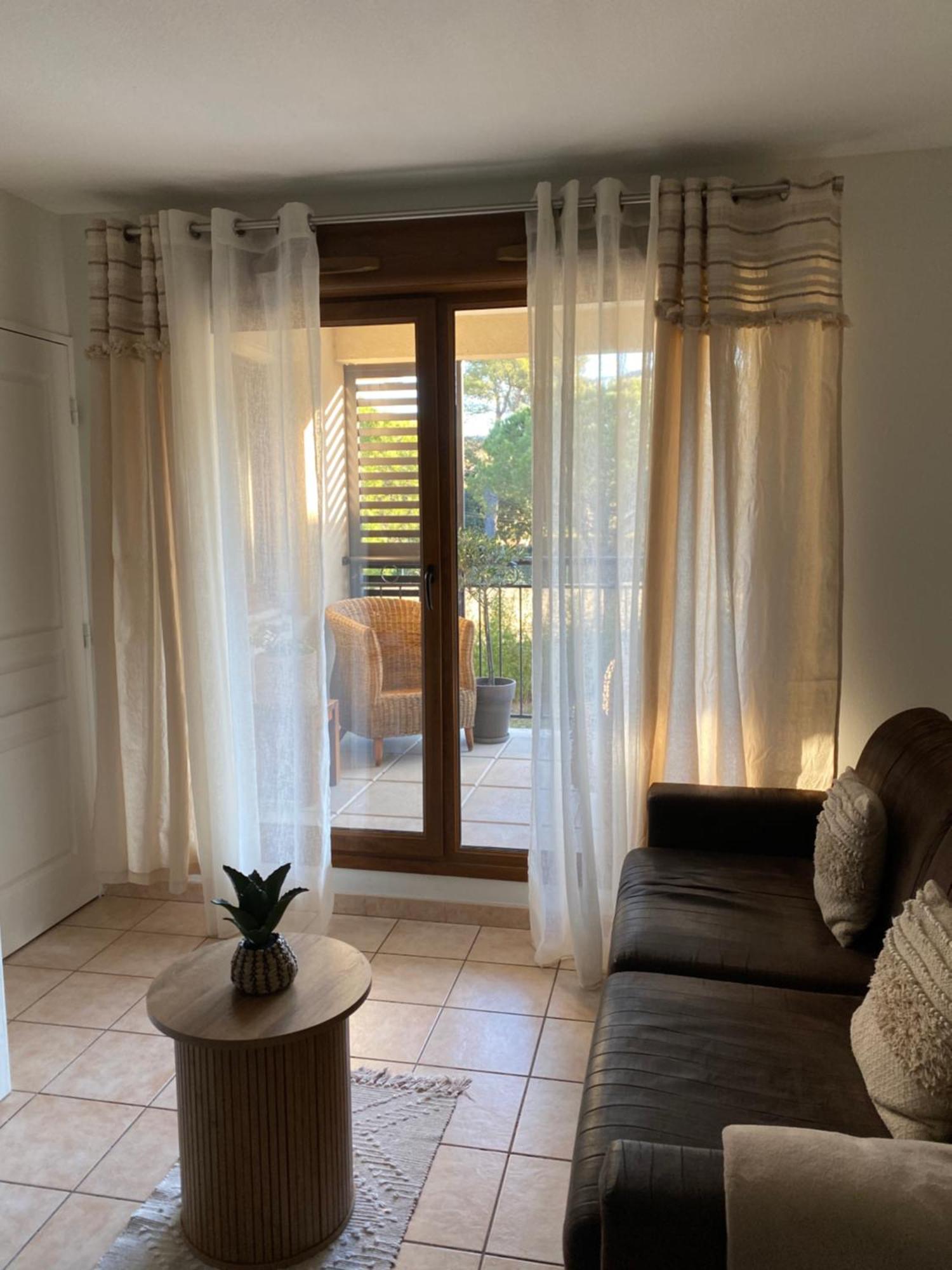 Sejour Evasion A Uzes Apartment Bagian luar foto