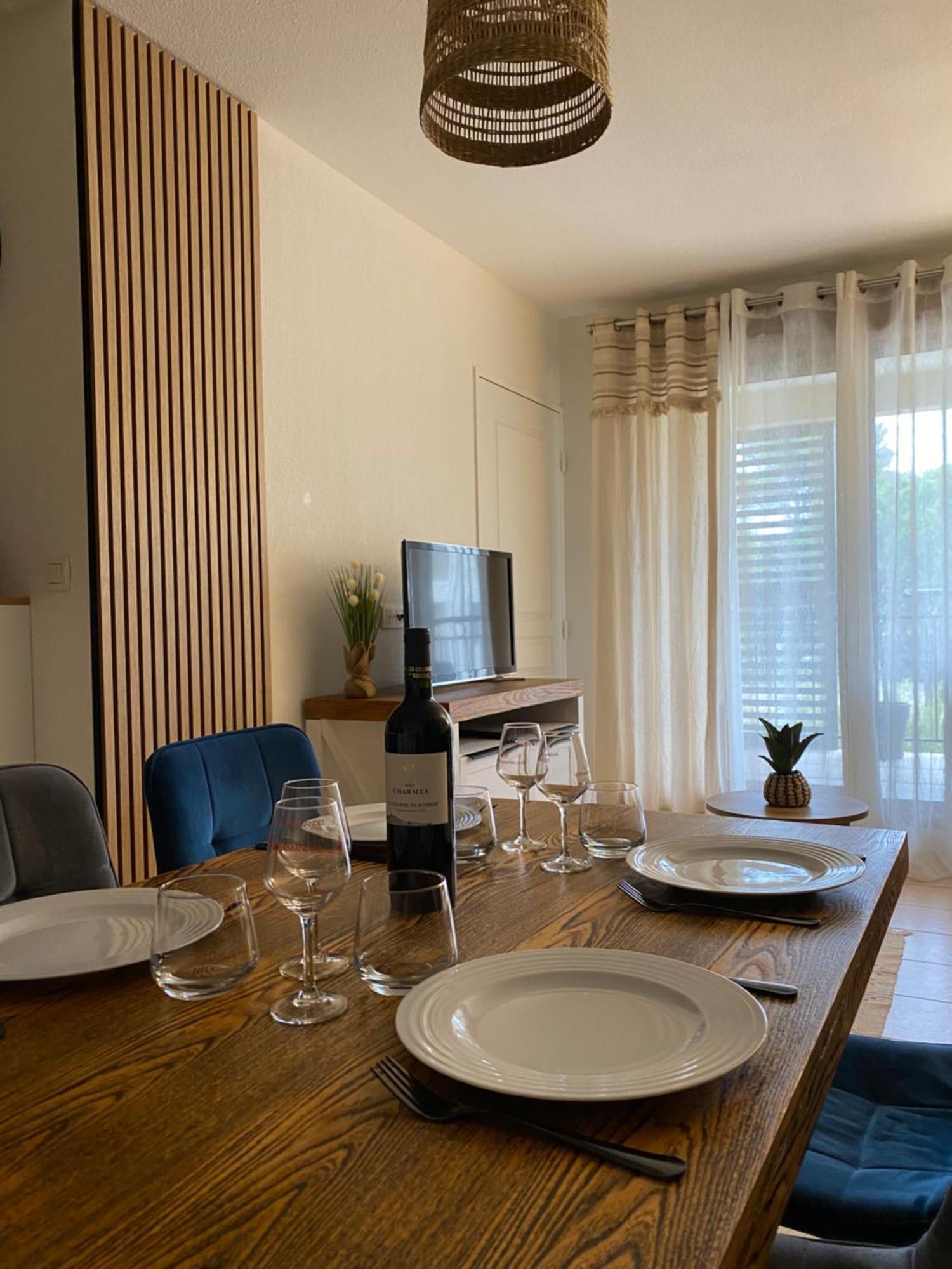 Sejour Evasion A Uzes Apartment Bagian luar foto
